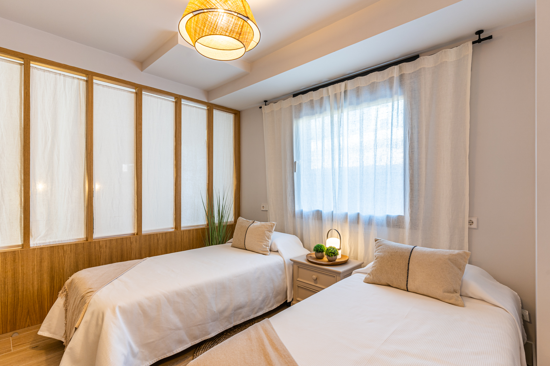 12 - DSC05211-HDR