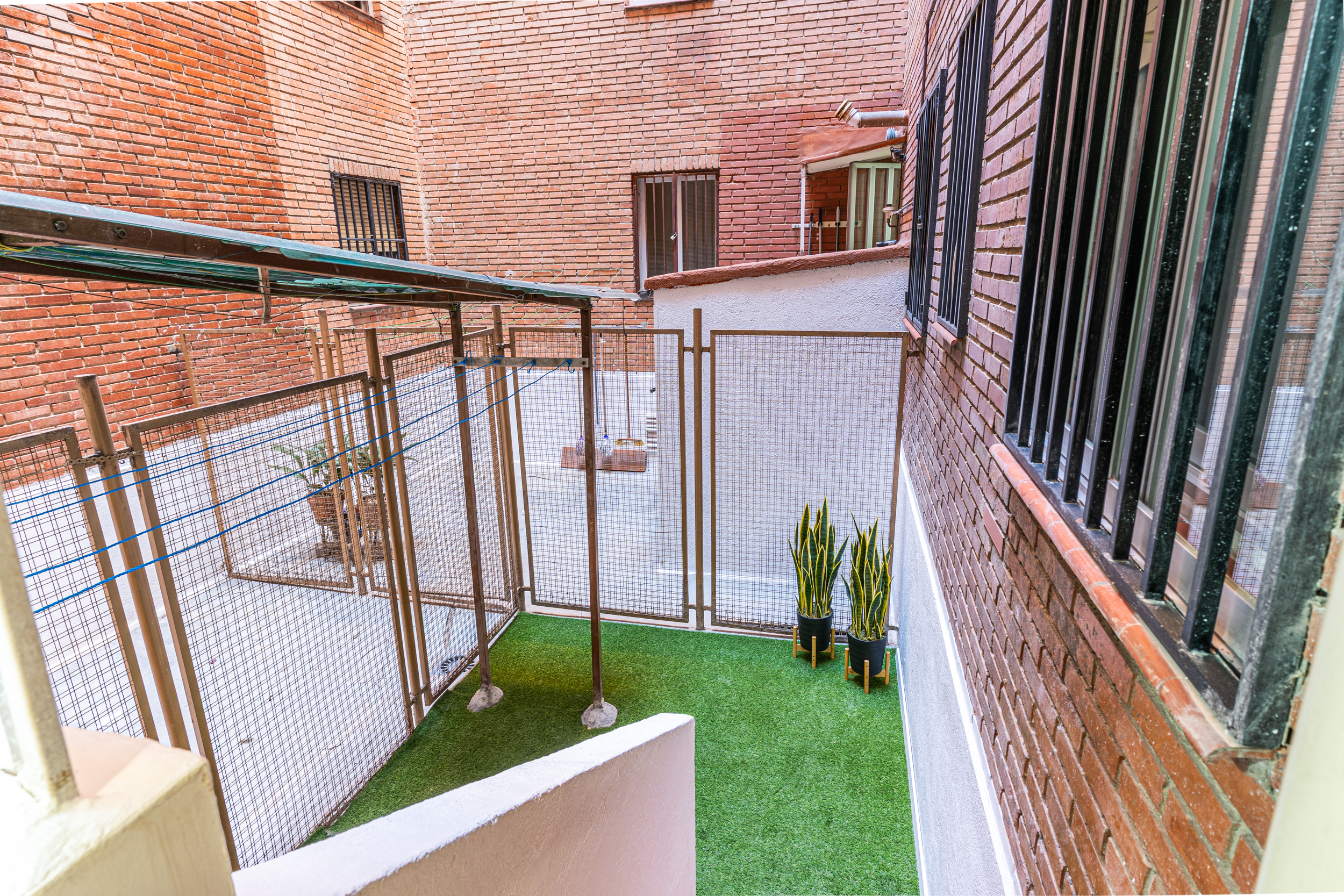 PATIO 1
